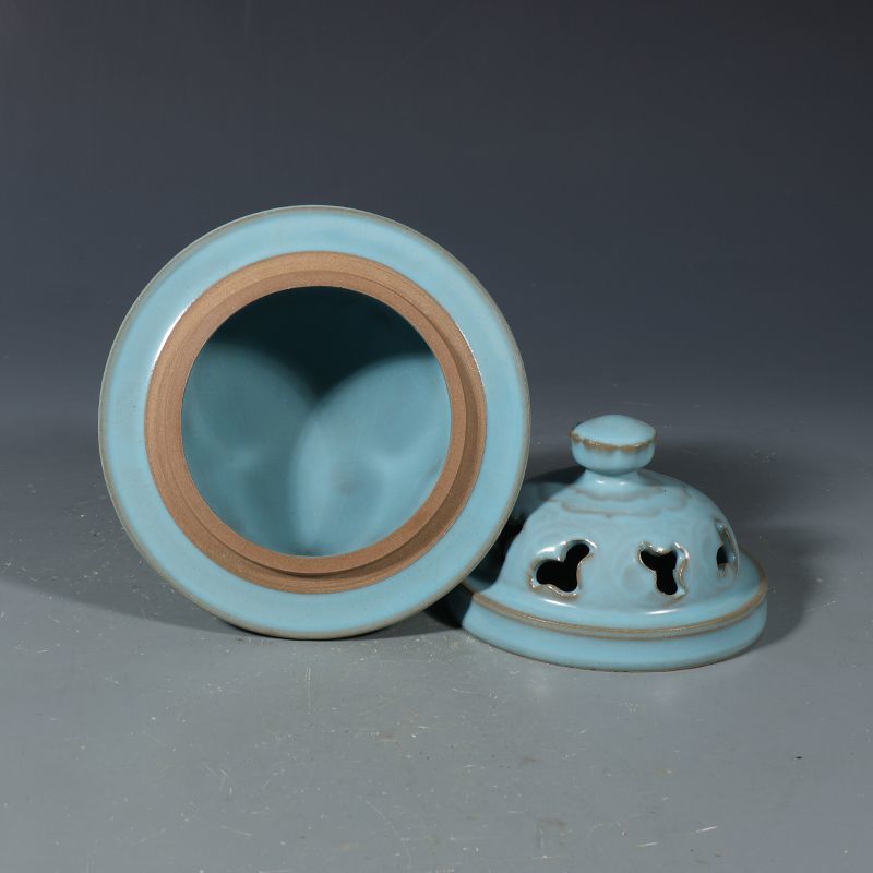 Antiga Coleção de Porcelana So - Vintage Collectible Bottles avaliação e preço